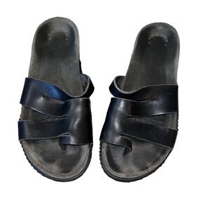 Mephisto Strappy Black Leather Sandals size 40